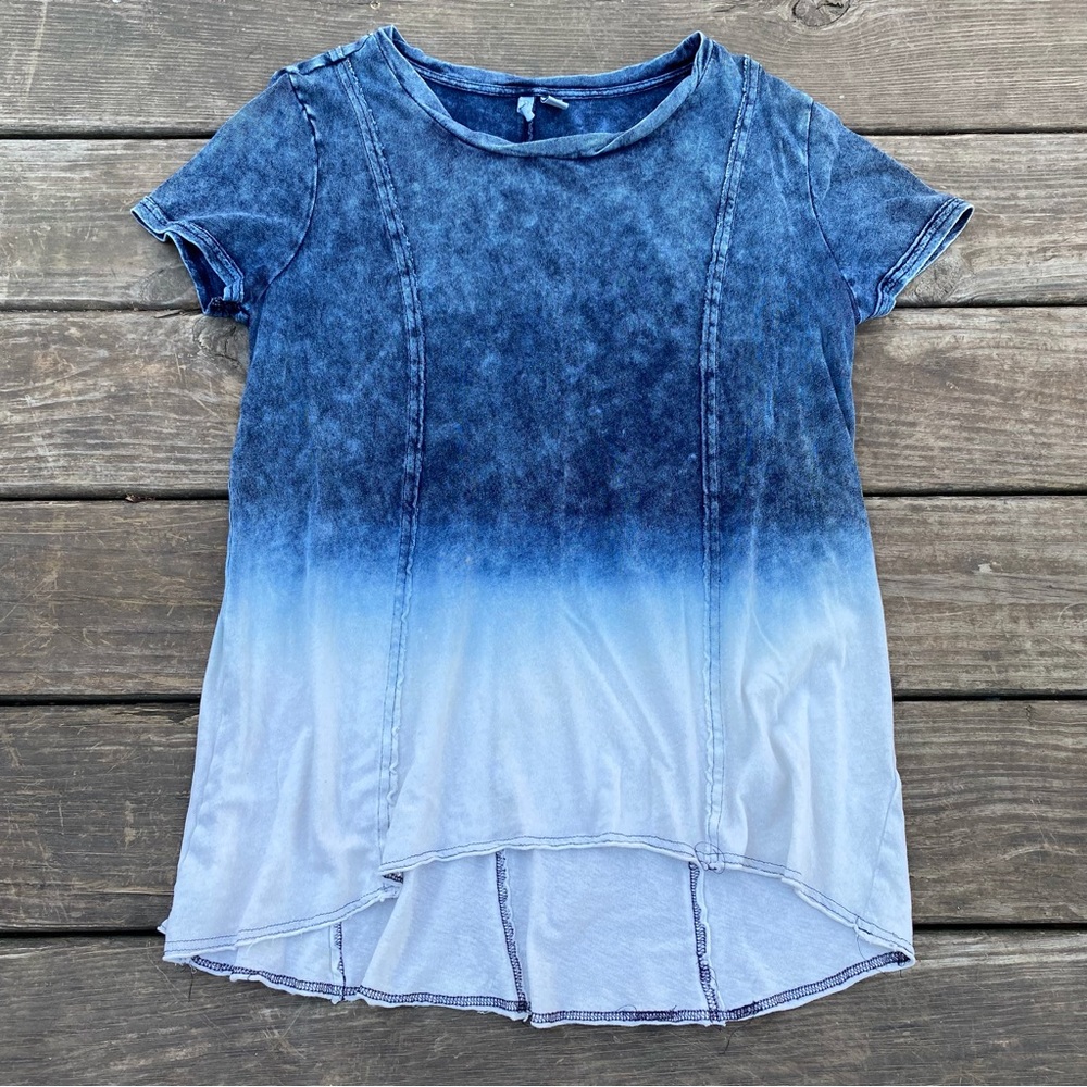 Cato Ombré High Low Tunic Short Sleeve Flowy Top Blue White Size Small